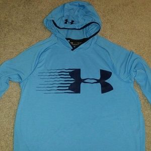 Under Armour Boys youth XL Loose Heatgear hoodie